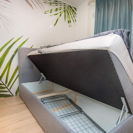 Cozy Vaivorykstes Apartment 팔랑가 외부 사진